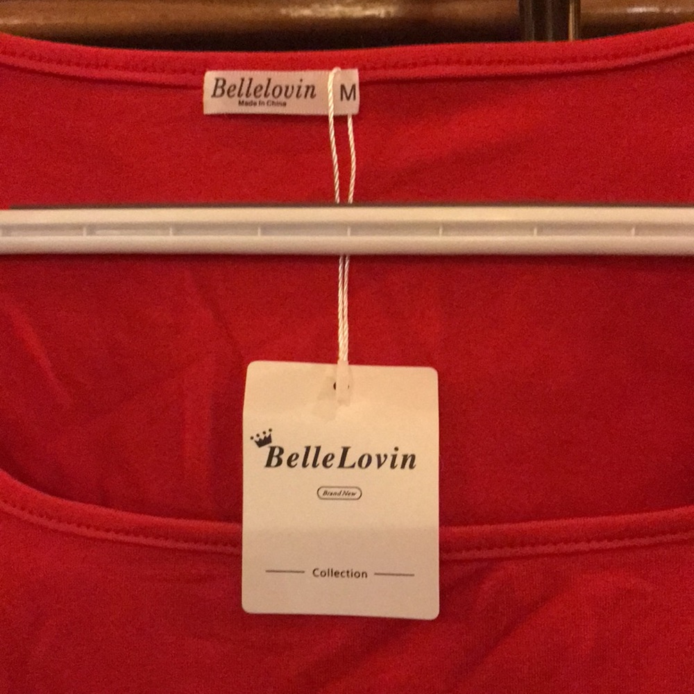 👋 Bellelovin Bodysuit size M Perfect for Valentine’s Day! - Picture 3 of 4